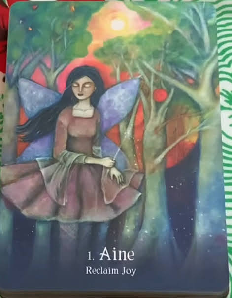 Sacred Mothers and Goddesses Oracle